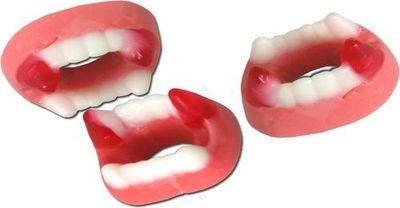 TROLLI DRACULA TÄNDER